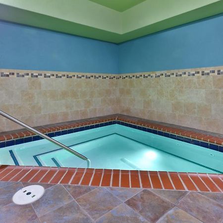 Holiday Inn Express & Suites - Effingham By Ihg Εξωτερικό φωτογραφία