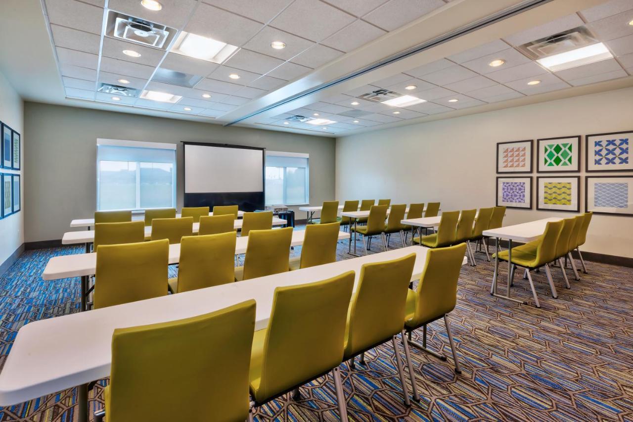 Holiday Inn Express & Suites - Effingham By Ihg Εξωτερικό φωτογραφία