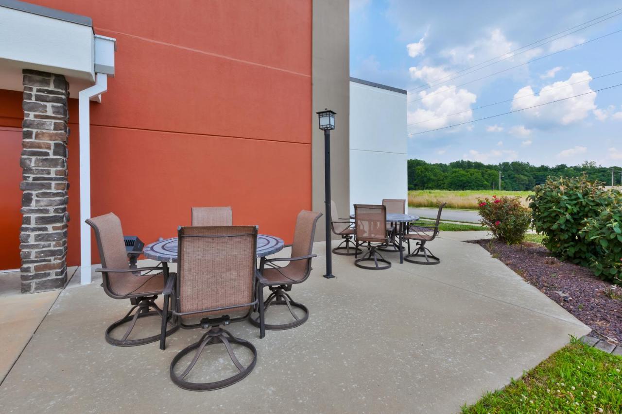Holiday Inn Express & Suites - Effingham By Ihg Εξωτερικό φωτογραφία
