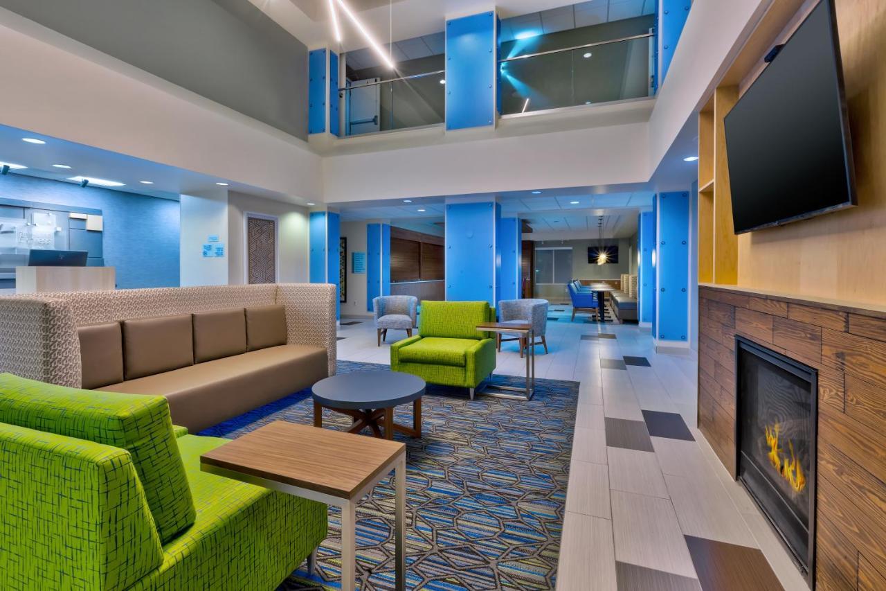 Holiday Inn Express & Suites - Effingham By Ihg Εξωτερικό φωτογραφία