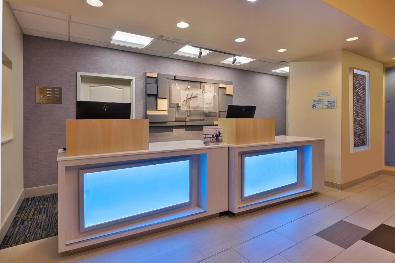 Holiday Inn Express & Suites - Effingham By Ihg Εξωτερικό φωτογραφία