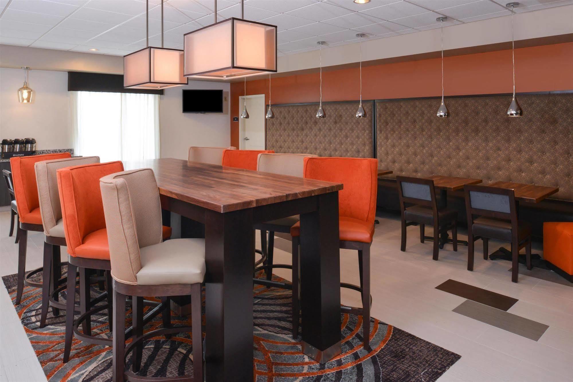 Holiday Inn Express & Suites - Effingham By Ihg Εξωτερικό φωτογραφία