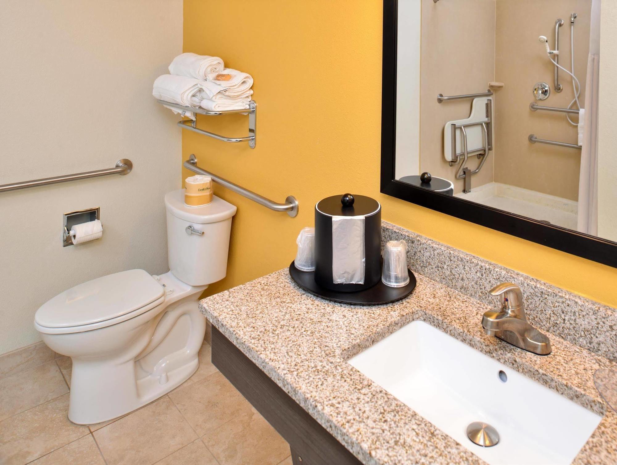 Holiday Inn Express & Suites - Effingham By Ihg Εξωτερικό φωτογραφία
