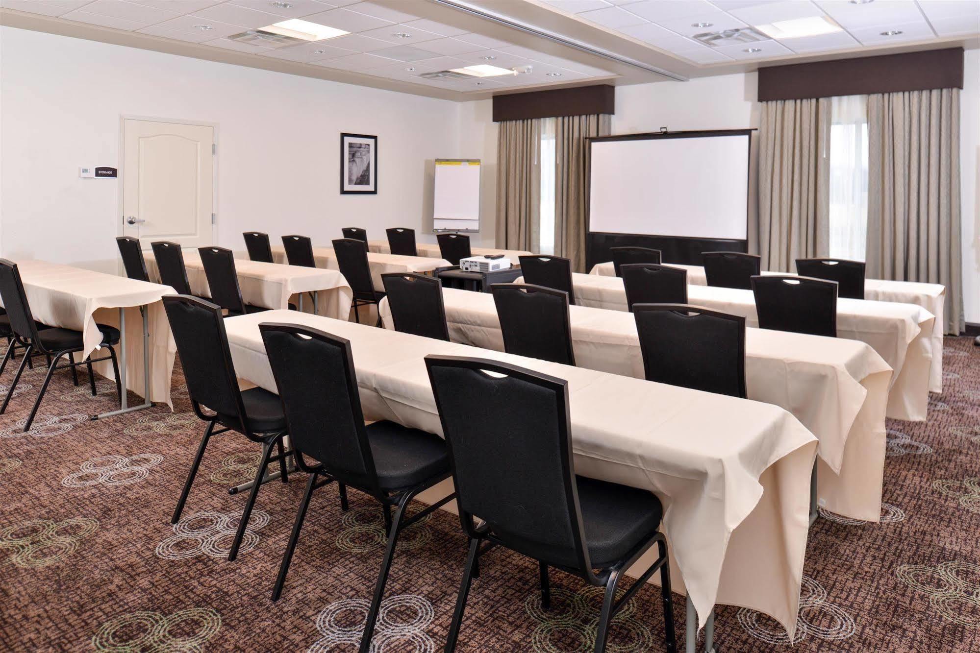 Holiday Inn Express & Suites - Effingham By Ihg Εξωτερικό φωτογραφία